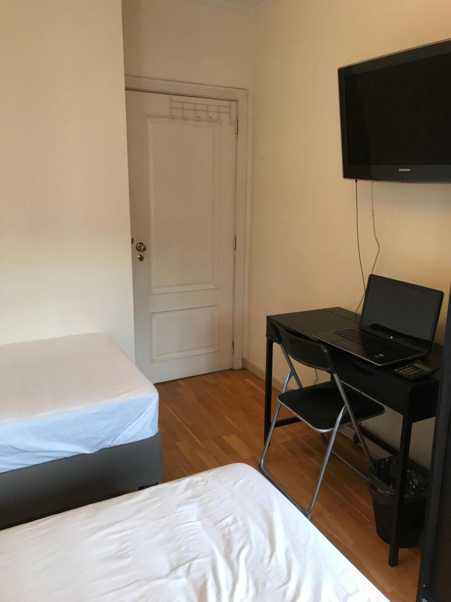 Aconchegante Quarto Casal Lisbon Exterior photo